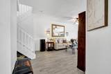 646 University Dr - Photo 20