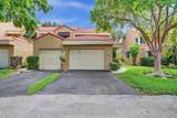 646 University Dr - Photo 3