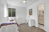 646 University Dr - Photo 5