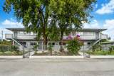 1001 80 ST - Photo 1