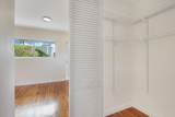 1001 80 ST - Photo 7