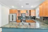 305 Mallory Cir - Photo 15