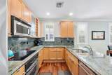 305 Mallory Cir - Photo 17