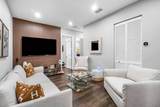 2404 Venetian Way - Photo 20