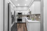 2404 Venetian Way - Photo 7