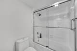 555 Oaks Ln - Photo 6