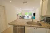 1135 Lake St - Photo 15