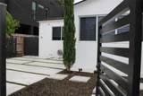 64 52nd St - Photo 2