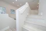 533 Bedford Ave - Photo 30