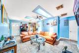 907 Bloxham Street - Photo 4