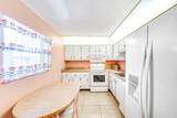 2860 Somerset Dr - Photo 11