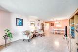 2860 Somerset Dr - Photo 4