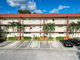 8980 Hollybrook Blvd - Photo 1