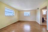 2721 Garden Dr N - Photo 10