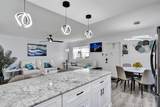 356 Brittany H - Photo 7