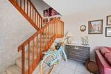 2522 Camelot Ct - Photo 12