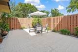 2522 Camelot Ct - Photo 2