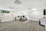2425 50th Street - Photo 2