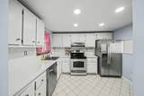 10466 Sunrise Lakes Boulevard - Photo 33