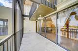 1100 5 Court - Photo 12
