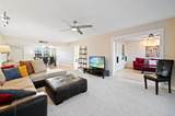 3900 Oaks Clubhouse Drive - Photo 4