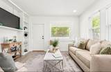 925 St. John Street - Photo 11