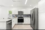 925 St. John Street - Photo 5