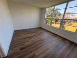 605 Oaks Drive - Photo 17