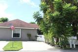 620 Oak Street - Photo 3