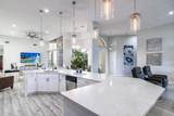 10726 Greenbriar Villa - Photo 13