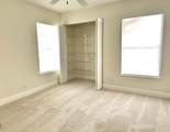 6410 Royal Manor Circle - Photo 17