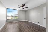 17 Royal Palm Way - Photo 27