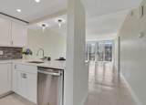 20 Royal Palm Way - Photo 4
