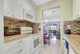 1112 Lake Terrace - Photo 9