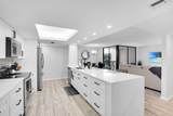 2455 Lindell Boulevard - Photo 2
