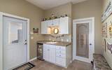 1665 Isles Circle - Photo 19