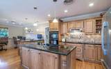 1665 Isles Circle - Photo 8