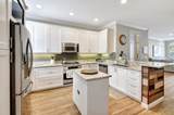 813 Estancia Way - Photo 14