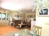 208 Chatham J - Photo 12