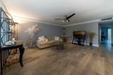 922 Flanders - Photo 2