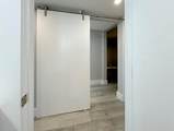 922 Flanders - Photo 4