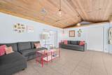 321 Lakeside Drive - Photo 4