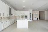 207 Bella Strano - Photo 8
