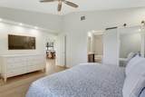 533 Club Drive - Photo 15