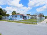 3595 98th Street - Photo 2