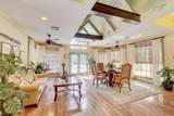 1020 Crystal Way - Photo 22
