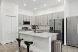 1041 Dartmouth Avenue - Photo 3