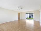 127 Leisureville Boulevard - Photo 3