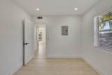 323 De Carie Street - Photo 25
