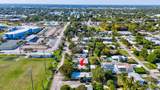 323 De Carie Street - Photo 4